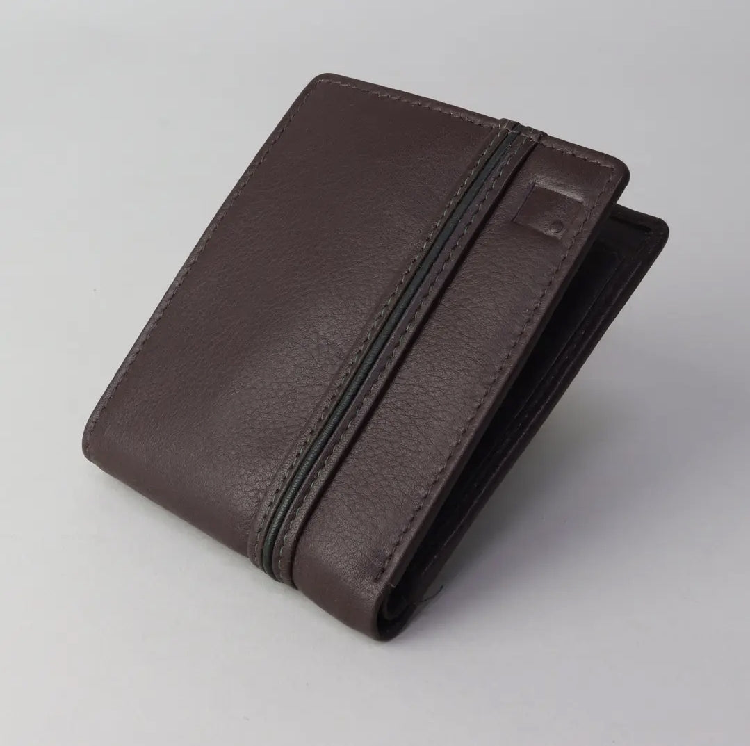 Pebble Grain Stripe Leather Wallet